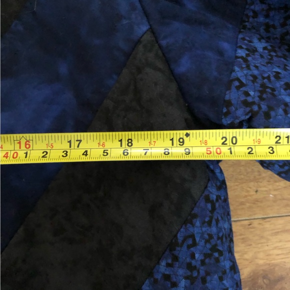 Handmade Quilt Coat - Picture 9 of 10